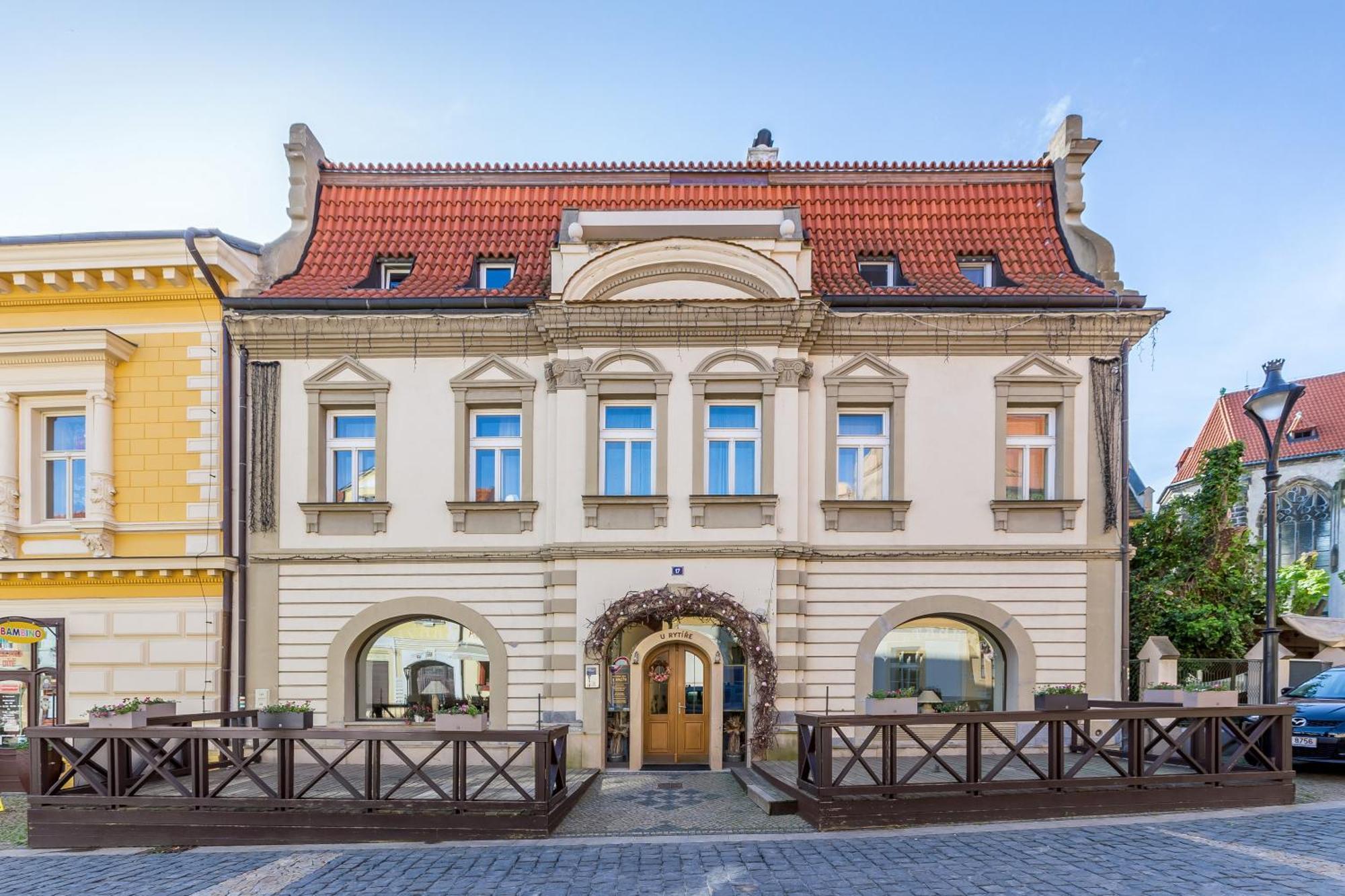Hotel U Rytíře Mělník Exterior foto